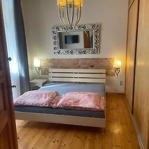Apartament Apartament Kwiatowa